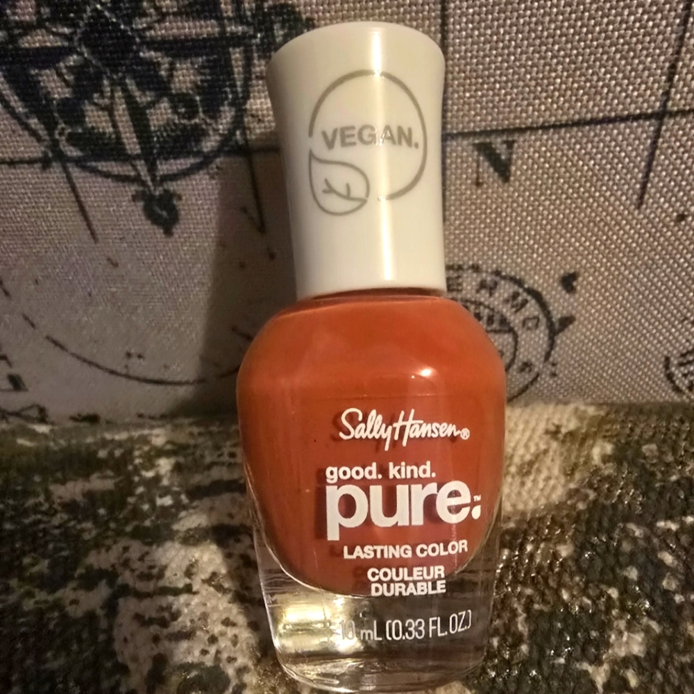 Sally Hanson Carrot Cake 🥕 Nail Polish New